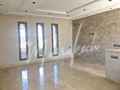 Villa de 4 chambres à louer vide sur la route d'ourika Location