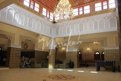 Grande villa avec salle de fête à la location gérance