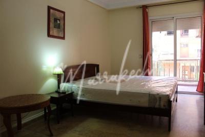 Studio de 60m² à louer sur victor-hugo