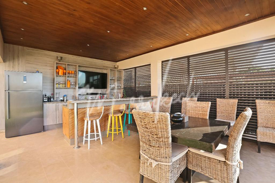 Fabuleuse  villa contemporaine sur le golf-12