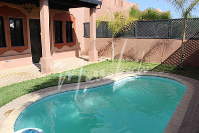 Jolie villa vide en location à  la palmeraie