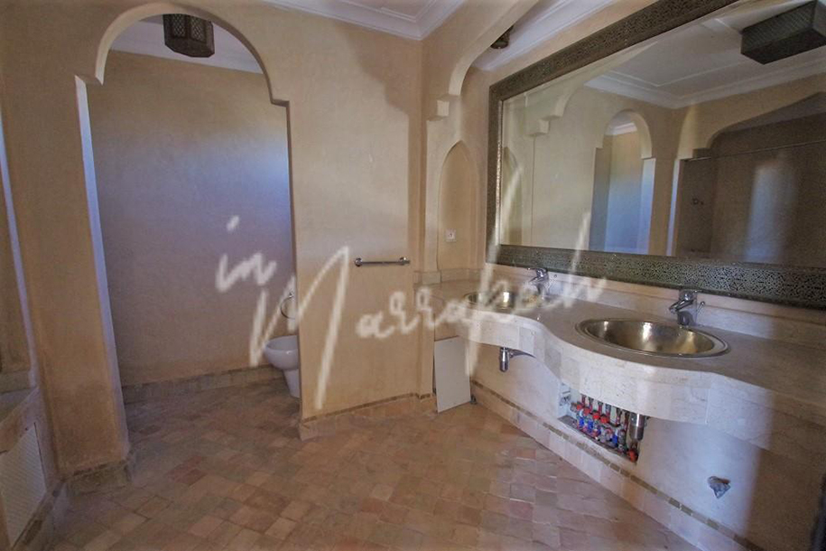 Villa de trois chambres à  la vente  sur la palmeraie-3