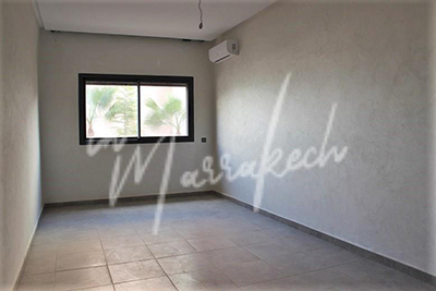 Joli appartement VIDE en location sur targa