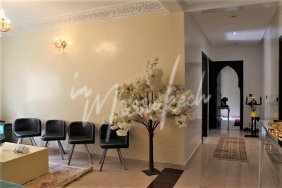 Appartement semi-meublé à louer sur mabrouka