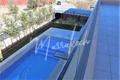 Magnifique villa moderne en vente dans un domaine