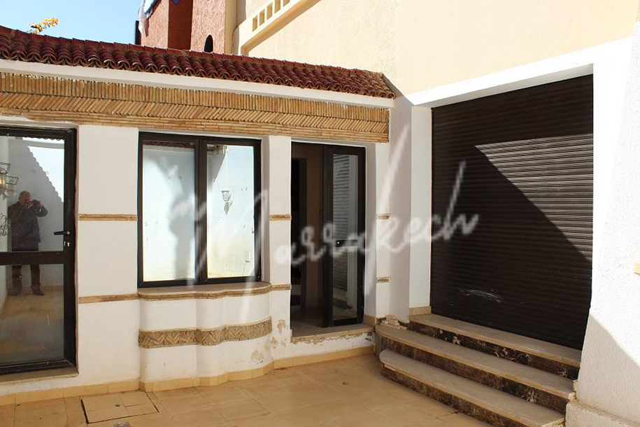 Villa de 4 chambres en  location  sur la route de casablanca-11