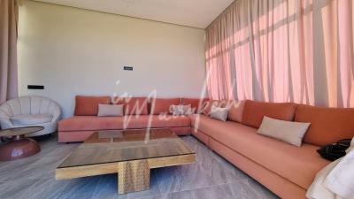 Affaire à saisir!! Belle villa  avec piscine en pleine nature