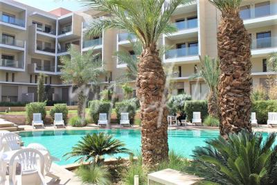 Coquet studio avec terrasse et sans vis à vis