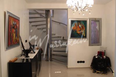 Beau duplex de 3 chambres avec jardin privatif