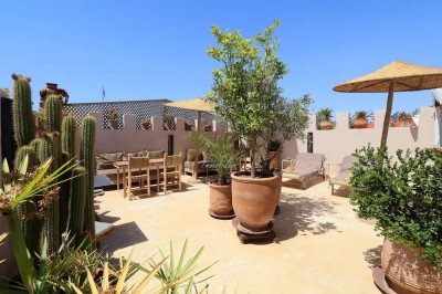 RIAD MAISON D’HÔTE AVEC PISCINE DE 5 CHAMBRES À KASBAH MARRAKECH MÉDINA