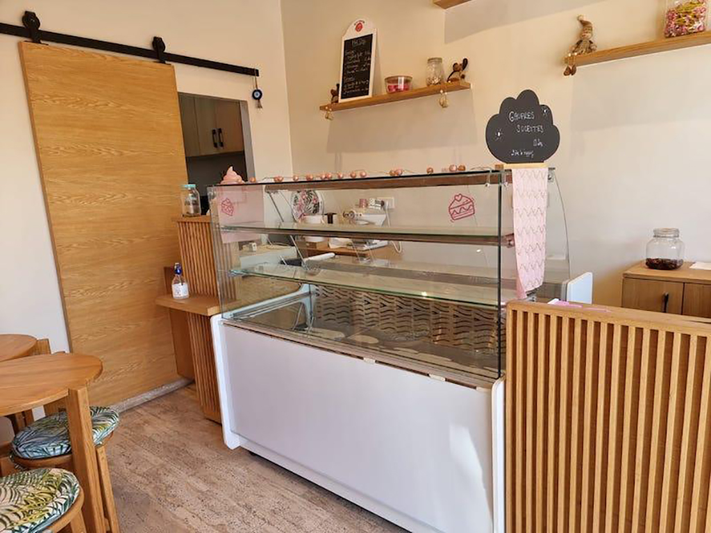 Local refait à neuf Victor Hugo