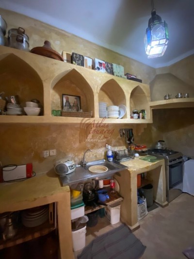 VENTE RIAD DE 4 CHAMBRES À DERB DABACHI MARRAKECH MÉDINA