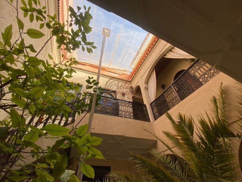 VENTE RIAD DE 4 CHAMBRES À DERB DABACHI MARRAKECH MÉDINA-2