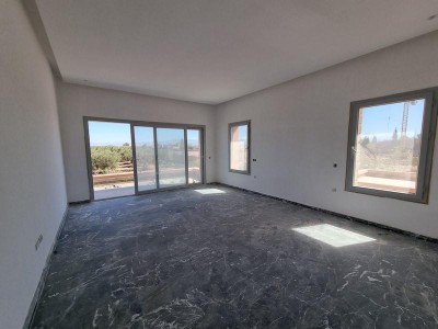Villa neuve 5 chambres axe Tahanaout