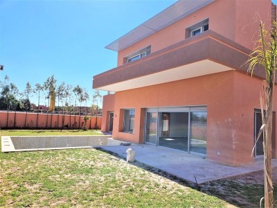 Villa neuve 5 chambres axe Tahanaout
