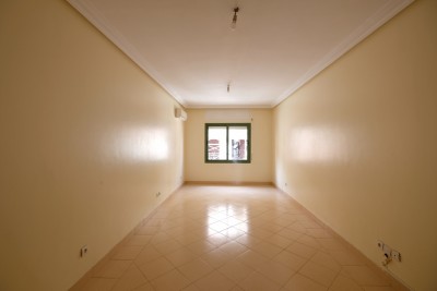 Appartement 3 chambres au coeur du Guéliz. 4000dhs!!