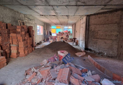 Plateau de 300 m² + 200 m² de terrasse