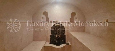 Médina, Riad de charme 6 chambres, spa, hammam, solarium, 250m2, sidi Mimoun, état neuf