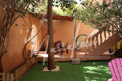 Rdc de Villa avec 200m² de Jardin privatif a Louer