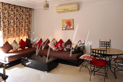 Grand studio de 74m² à  la location