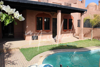 Jolie villa vide en location à  la palmeraie