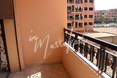 Grand studio de 74m² à  la location