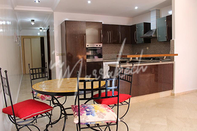 Grand studio de 74m² à  la location