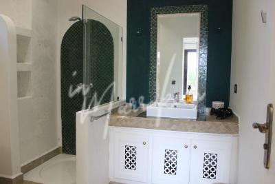 Charmante villa meublée à la location