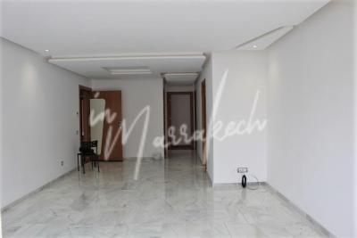 Appartement de 107m² à louer dans une résidence avec piscine sur l'agdal