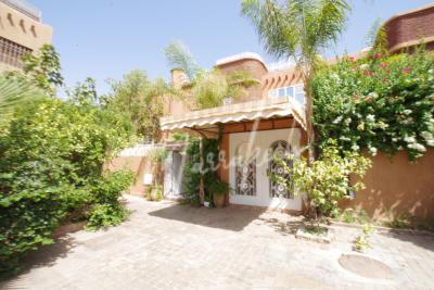 Villa de 4 chambres à louer  dans un nouveau quartier de azzouzia