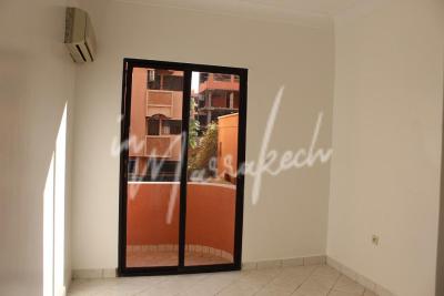 Appartement de 2 chambres à vendre   sur Gueliz