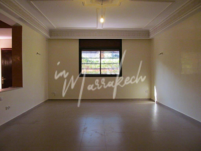 Villa vide de 4 chambres dans une résidence gardiennée