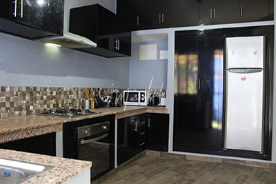 Agréable villa avec piscine à la vente