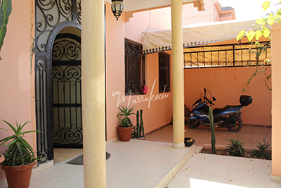 Agréable villa avec piscine à la vente