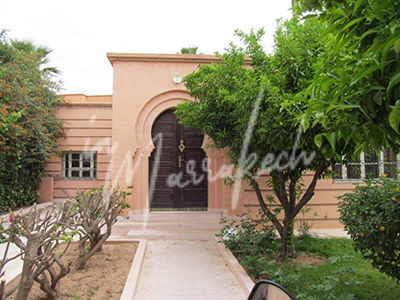 Villa de plain pied à la location en plein centre ville