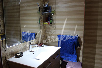 3 chambres à  Louer semi meublé avec grande terrasse