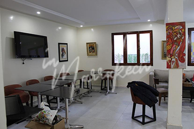 Semi-sol à  louer en commercial