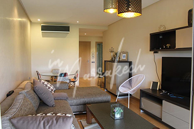 Joli appartement avec jardin dans un domaine golfique