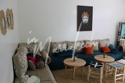 Semi-sol à  louer en commercial