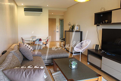 Joli appartement avec jardin dans un domaine golfique