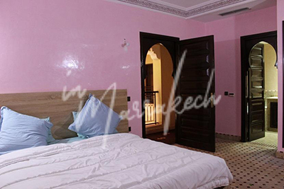 Villa de Quatre chambres dans un domaine