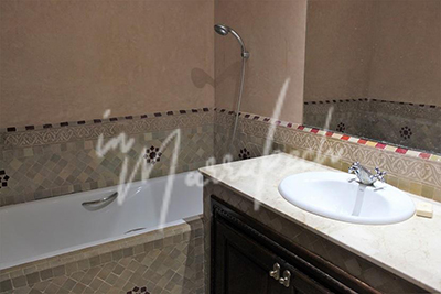 Villa de Quatre chambres dans un domaine