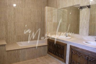 Agréable villa plain pied à louer sur sidi abdellah ghiat