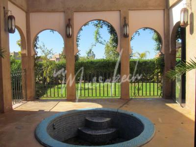 Charmante villa de 3 chambres dans un domaine