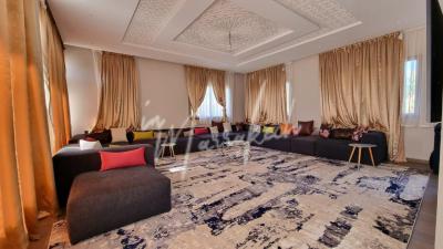 Affaire à saisir!! Belle villa  avec piscine en pleine nature