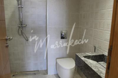 Appartement de deux chambres à louer vide