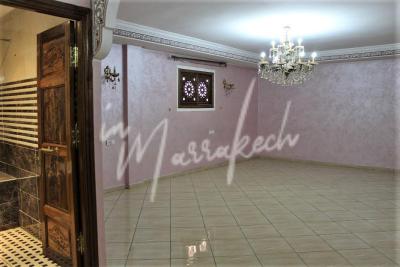 Spacieux dupkex à usage commercial sur Victor-hugoe