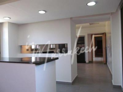 Magnifique villa vide à la palmeraie