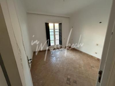 Villa de trois chambres avec piscine à louer