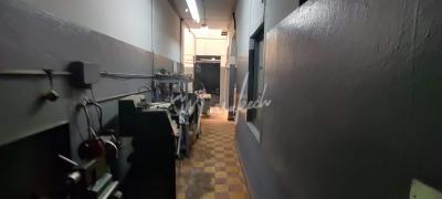 Local avec pas de porte de 550 000dh